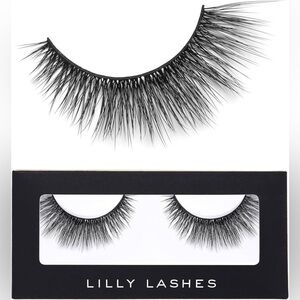 LUXURY FAUX CRUELTY FREE MINK LASHES 10 WEARS (NEW WITH TAGS)
